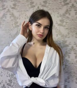 French guys and girls on Be2