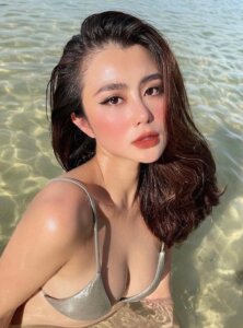 meet Vietnamese woman