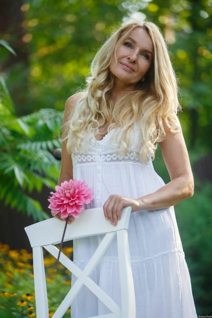 Alyona Profile image 5