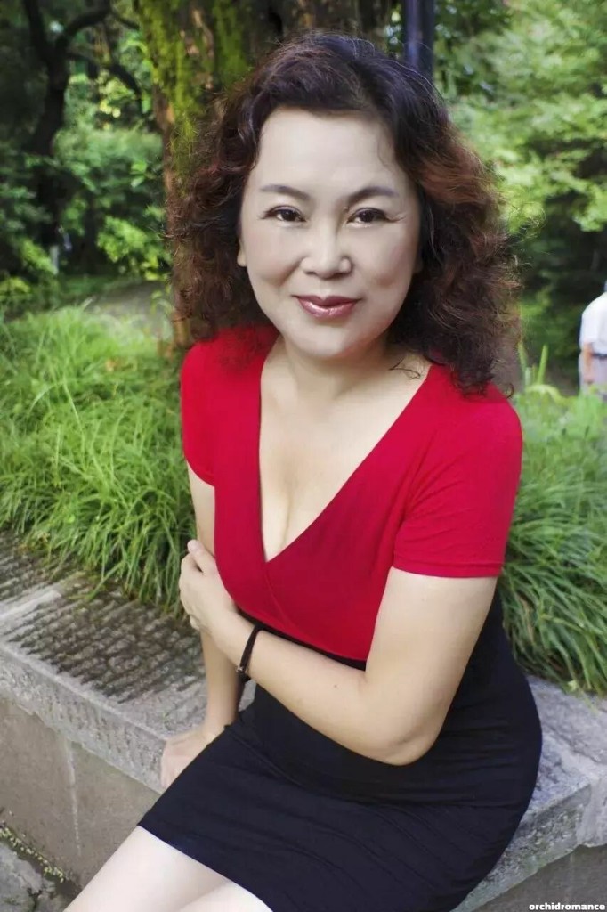 Victoria Profile image 1